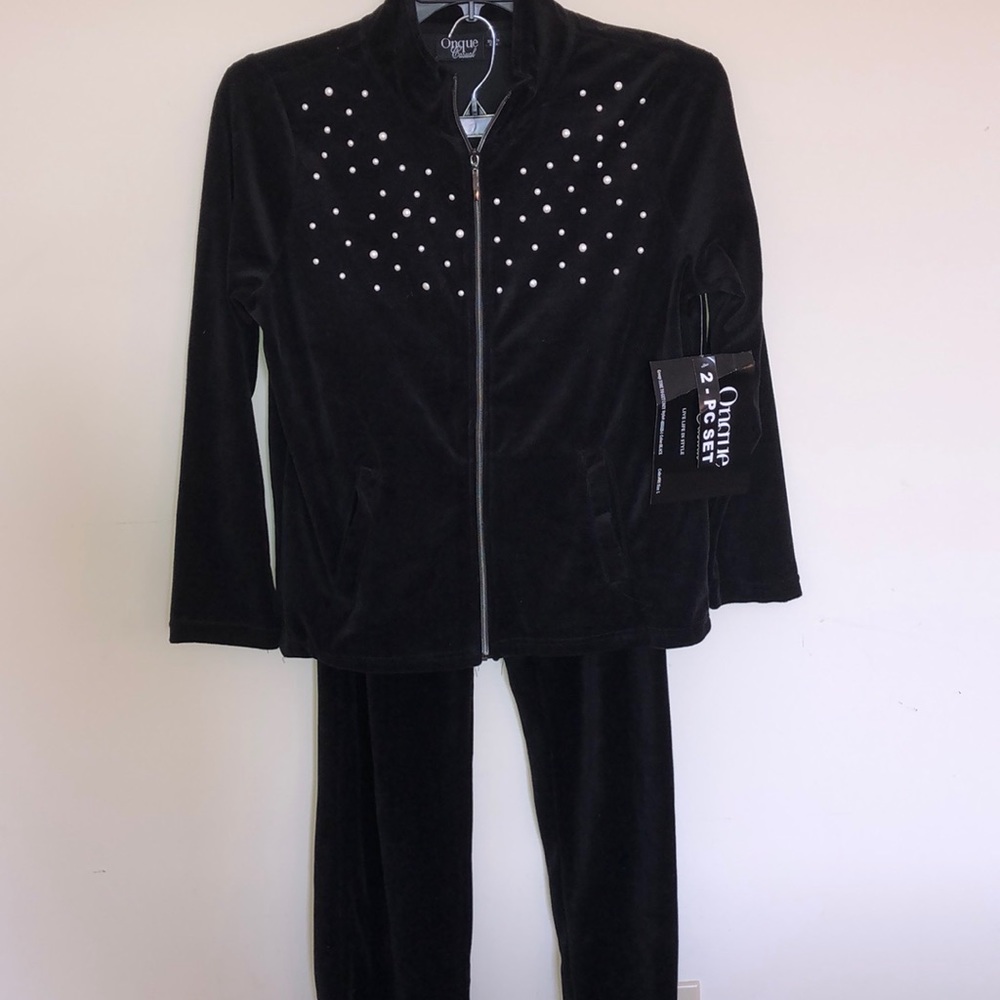 CLASSY 2 PIECE WARM UP SUIT